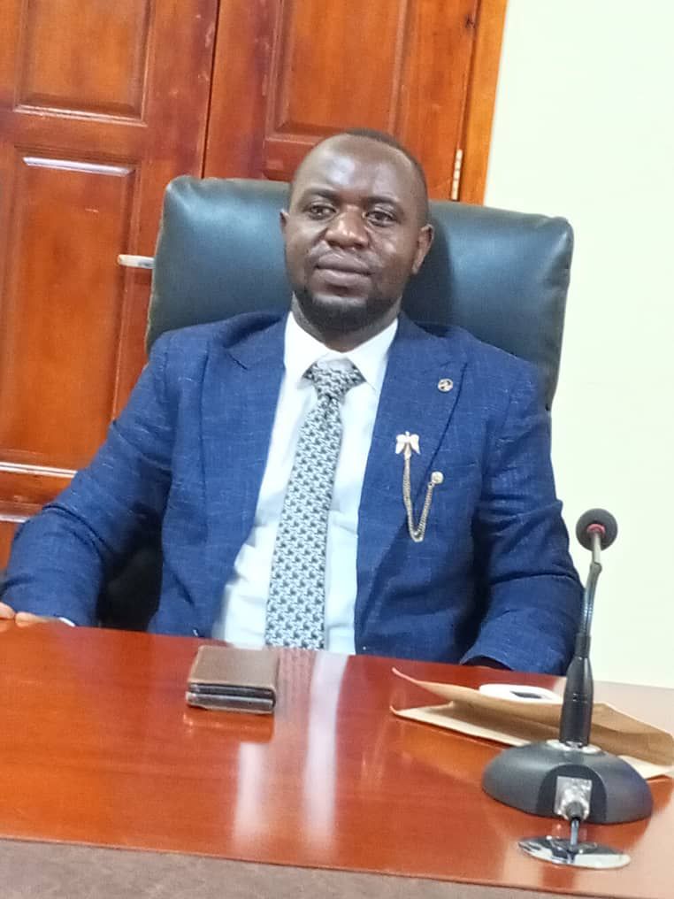 img-20250523-wa02865133497217829759653 Isiro : Asphaltage de la voirie : Les éloges du conseiller communal Gaston Kambale au gouverneur Bakomito