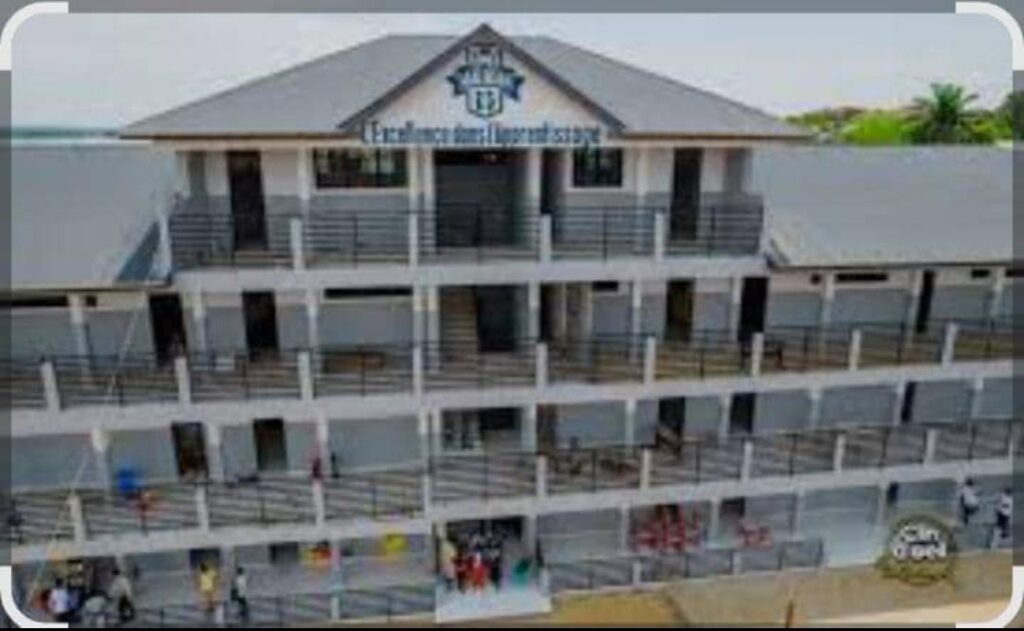 screenshot_20250522-1955133924745603848417971-1024x631 Kisangani – Éducation : Une élève du Lycée Bilingue Malikiah remporte la 3ᵉ édition de The Quiz