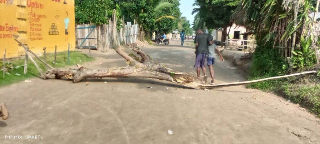 img-20250606-wa01331994532256187401413-1024x461 Insécurité à Kisangani : paralysie des activités à Magopi après une attaque armée