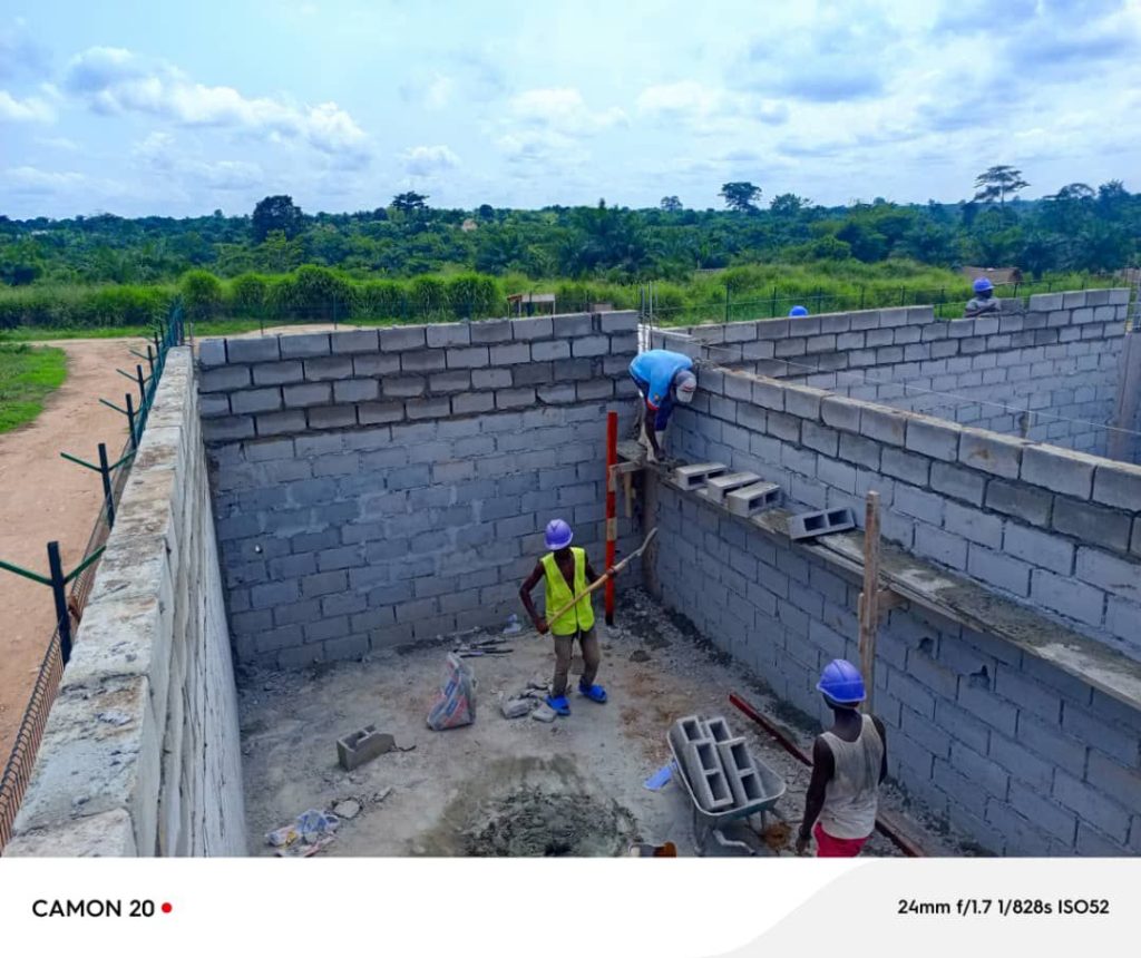 img-20250803-wa03289083522311340723675-1024x860 Bas-Uélé: le chantier de la centrale photovoltaïque de buta s'accélère
