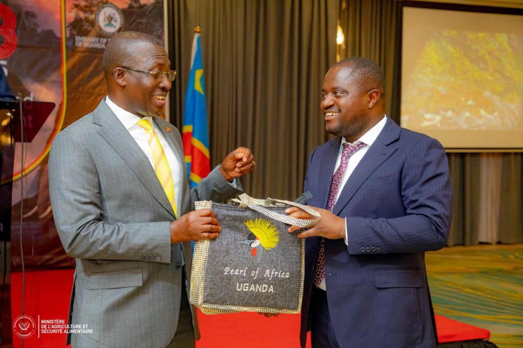 img-20251029-wa00298007333175303100212-1024x682 RDC–Ouganda : Muhindo Nzangi réaffirme les liens de coopération à Kinshasa